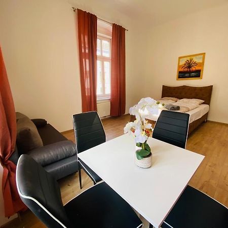 Deluxe Quad Room Dw Wien Ngoại thất bức ảnh
