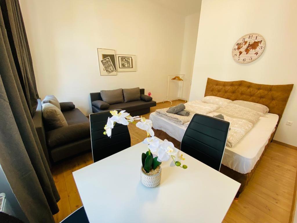Deluxe Quad Room Dw Wien Ngoại thất bức ảnh